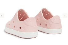 Load image into Gallery viewer, Cascade Pink Water Shoes