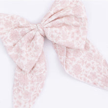 Load image into Gallery viewer, Angel Dear Harper Floral Large Bow